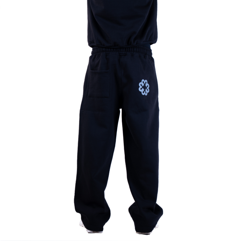 BLACK JUMBO SWEATS